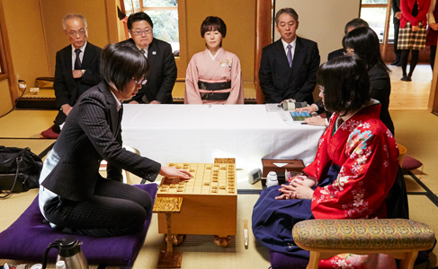 岡田美術館杯女流名人戦